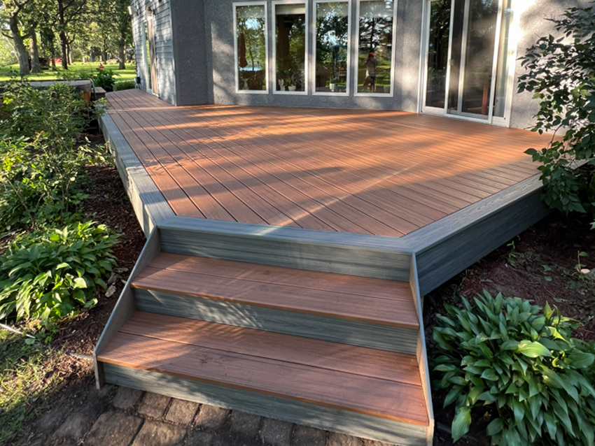 Ground-Level TREX Maintenance-Free Deck - Custom deck built by Dream Decks in Twin Cities, Minnesota