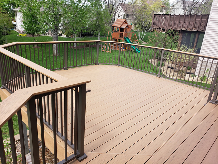 Westbury Cocktail Rail & TimberTech Decking - Custom deck built by Dream Decks in Twin Cities, Minnesota
