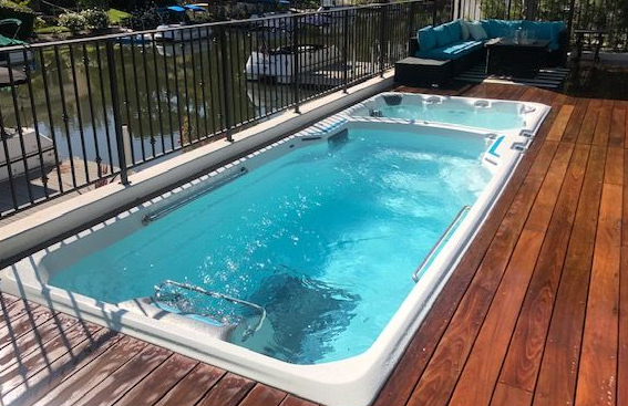 Spa deck with privacy screening